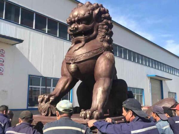 鑄銅獅子.jpg 鑄銅獅子.jpg